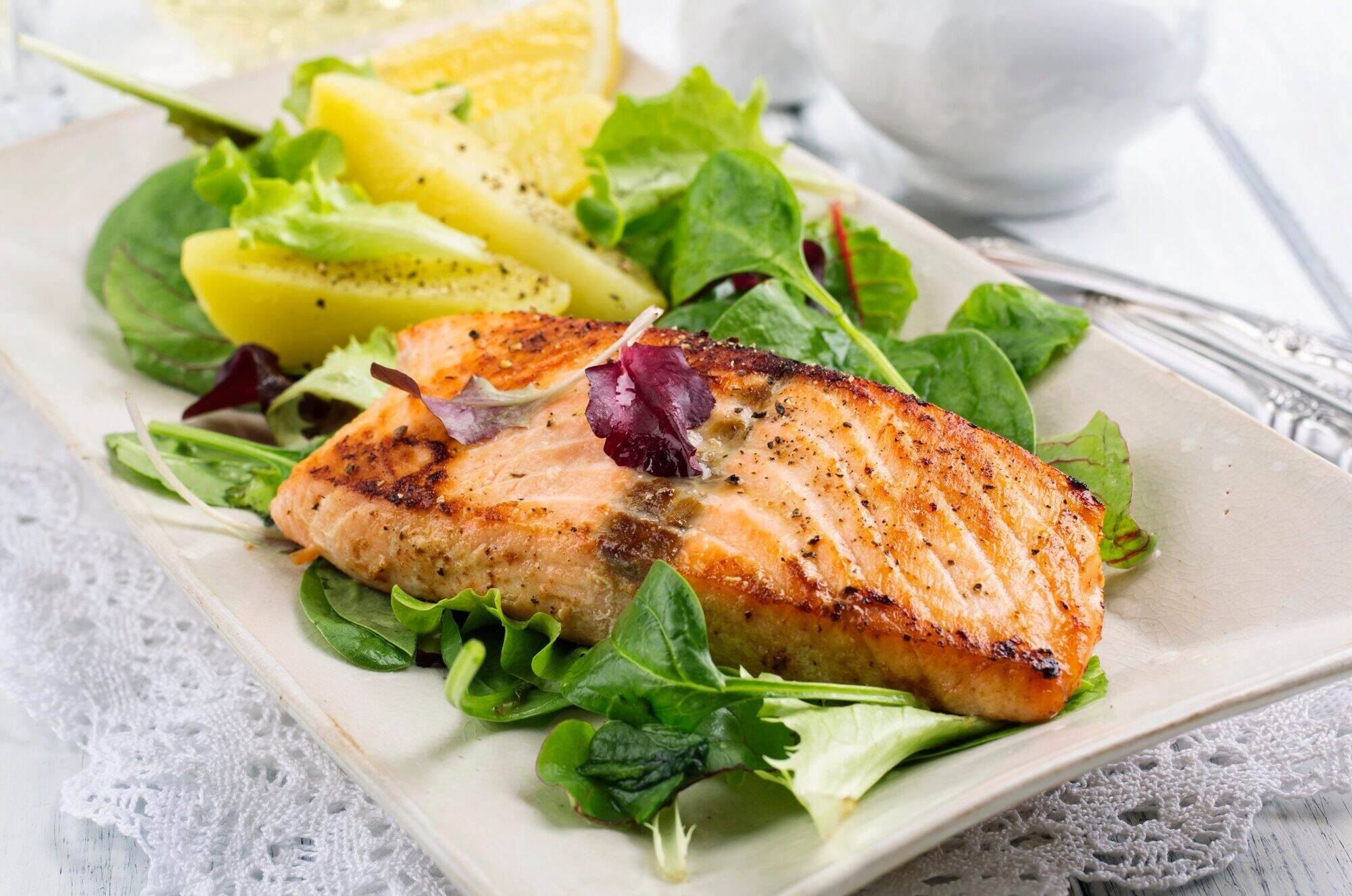 balsamic-and-rosemary-grilled-salmon-recipe