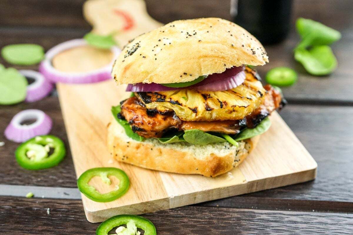 grilled-chicken-pineapple-sliders-recipe