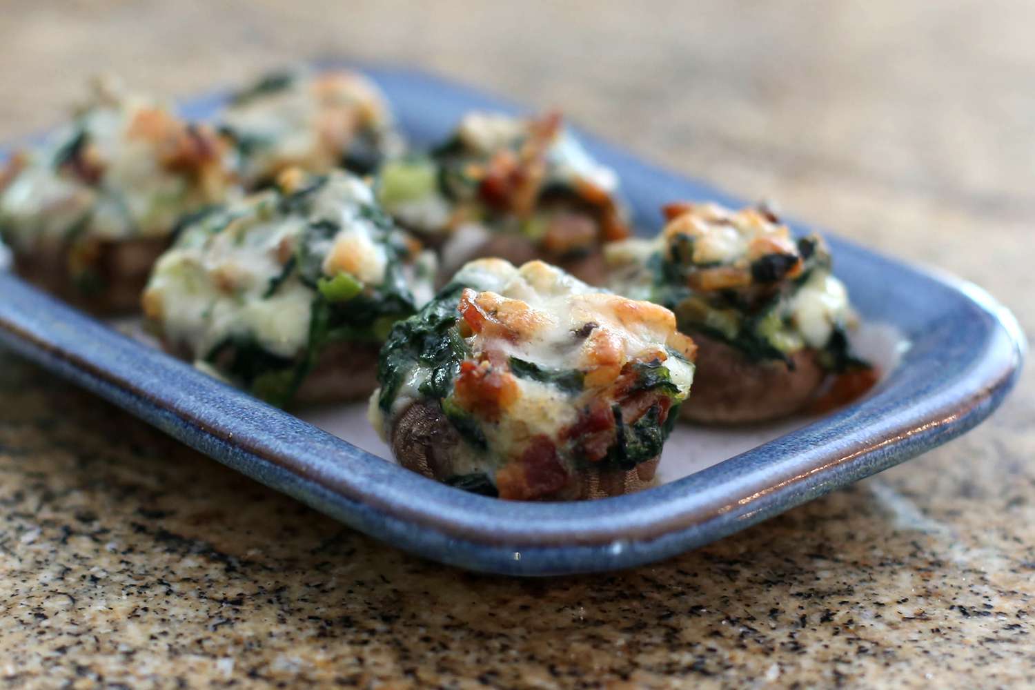 grilled-mushrooms-stuffed-with-basil-and-blue-cheese-recipe