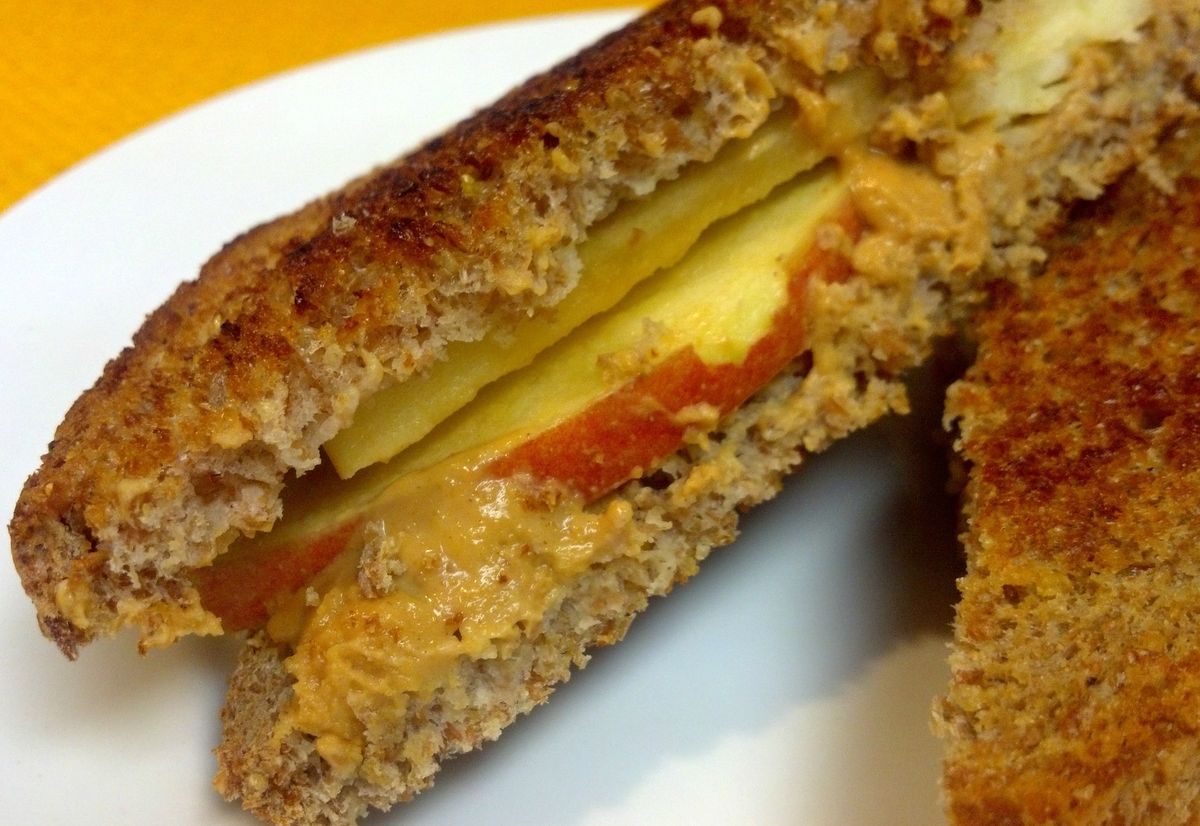 grilled-peanut-butter-apple-sandwiches-recipe