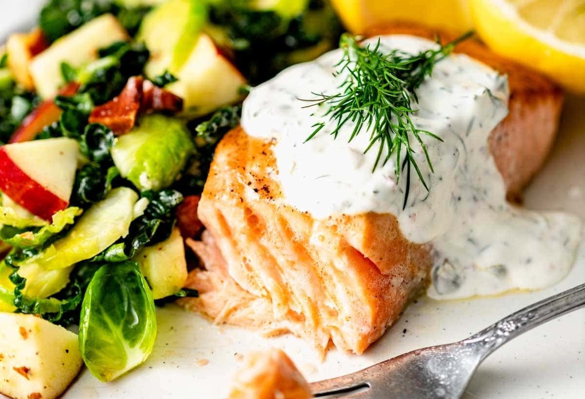 grilled-salmon-fillets-with-dill-sauce-recipe