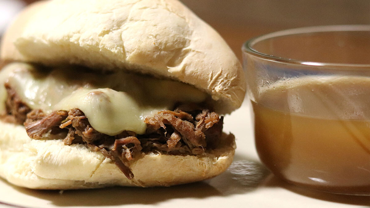 grilled-venison-scape-sandwich-recipe