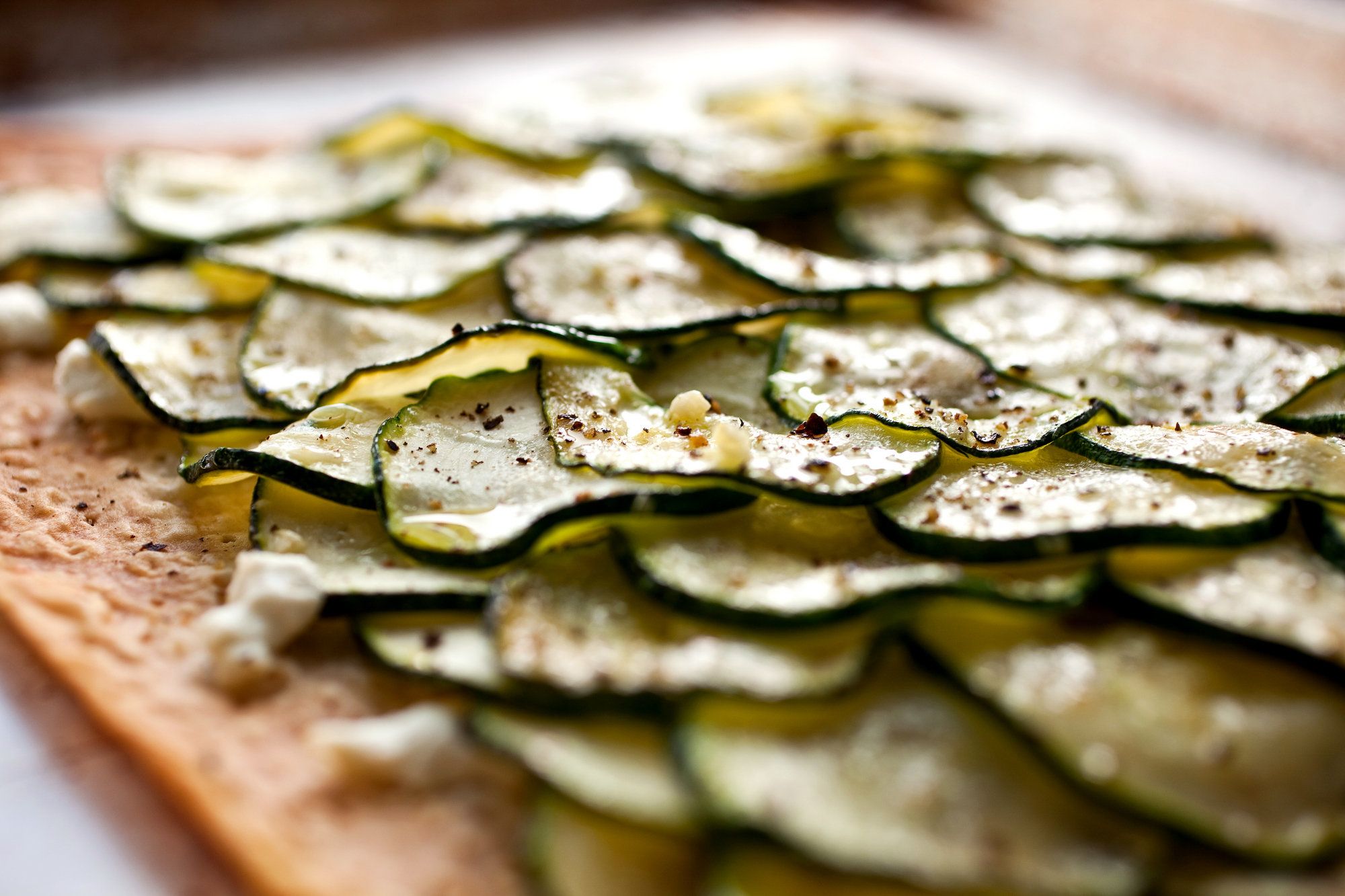 grilled-zucchini-pizza-with-goat-cheese-recipe