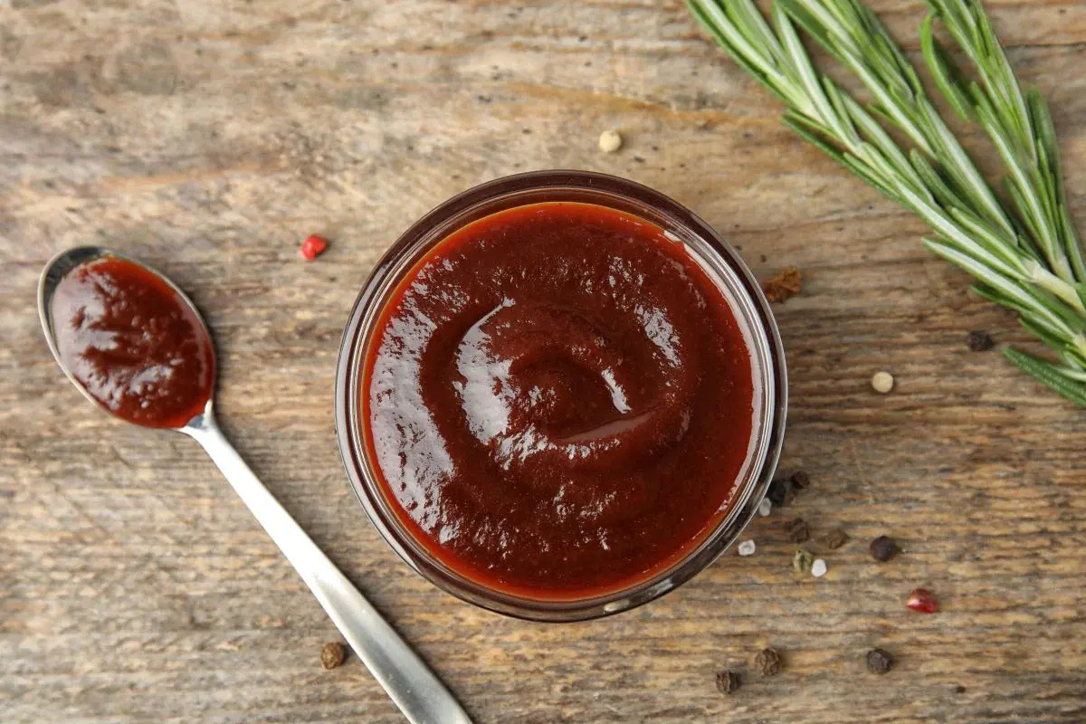 maple-whiskey-bbq-sauce-recipe