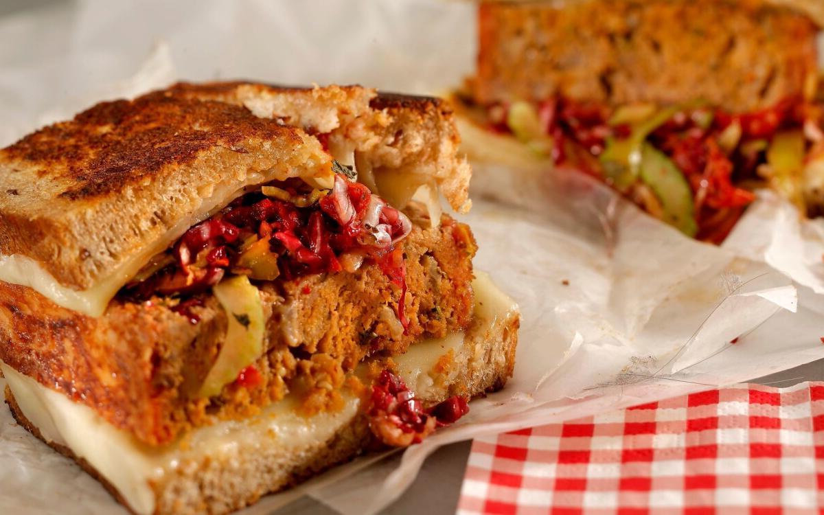 meatloaf-grilled-cheese-sandwich-recipe