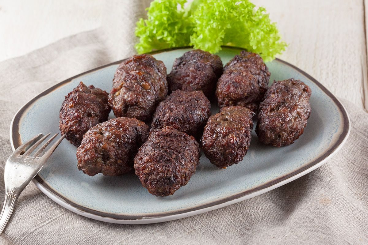 romanian-grilled-minced-meat-rolls-recipe