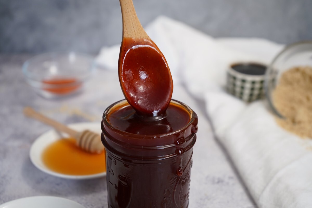 sweet-and-spicy-bbq-sauce-recipe