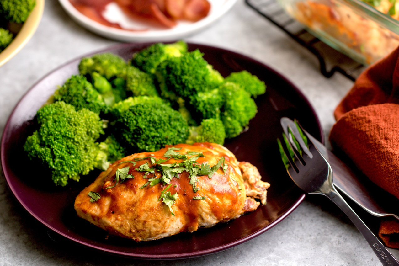 air-fryer-bbq-cheddar-stuffed-chicken-breasts-recipe