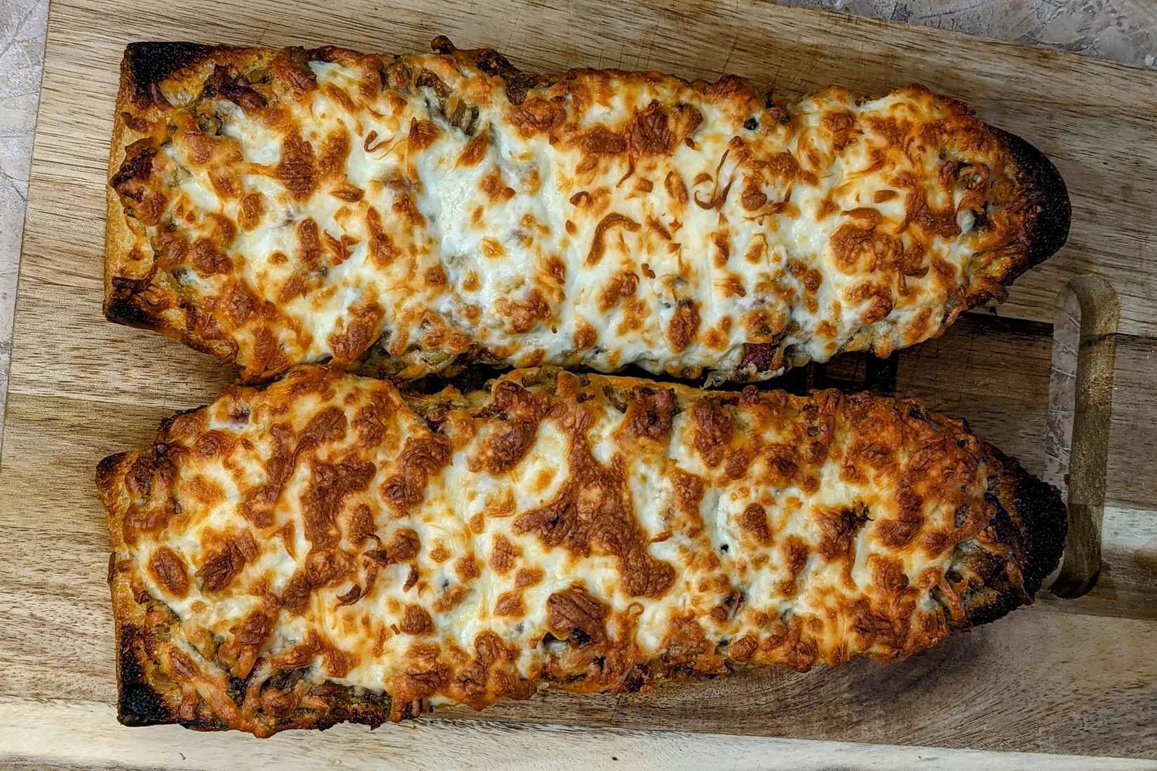 cheesy-bbq-bread-recipe