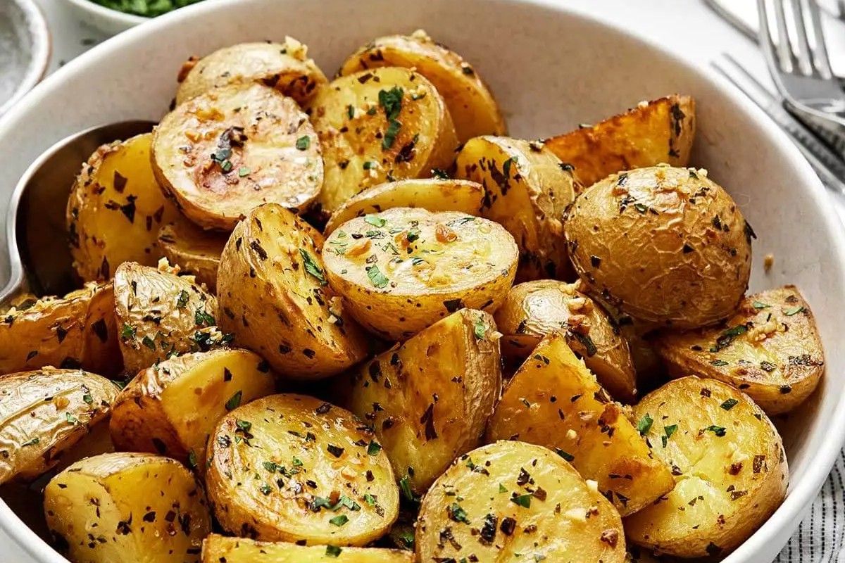 grilled-garlic-potatoes-recipe