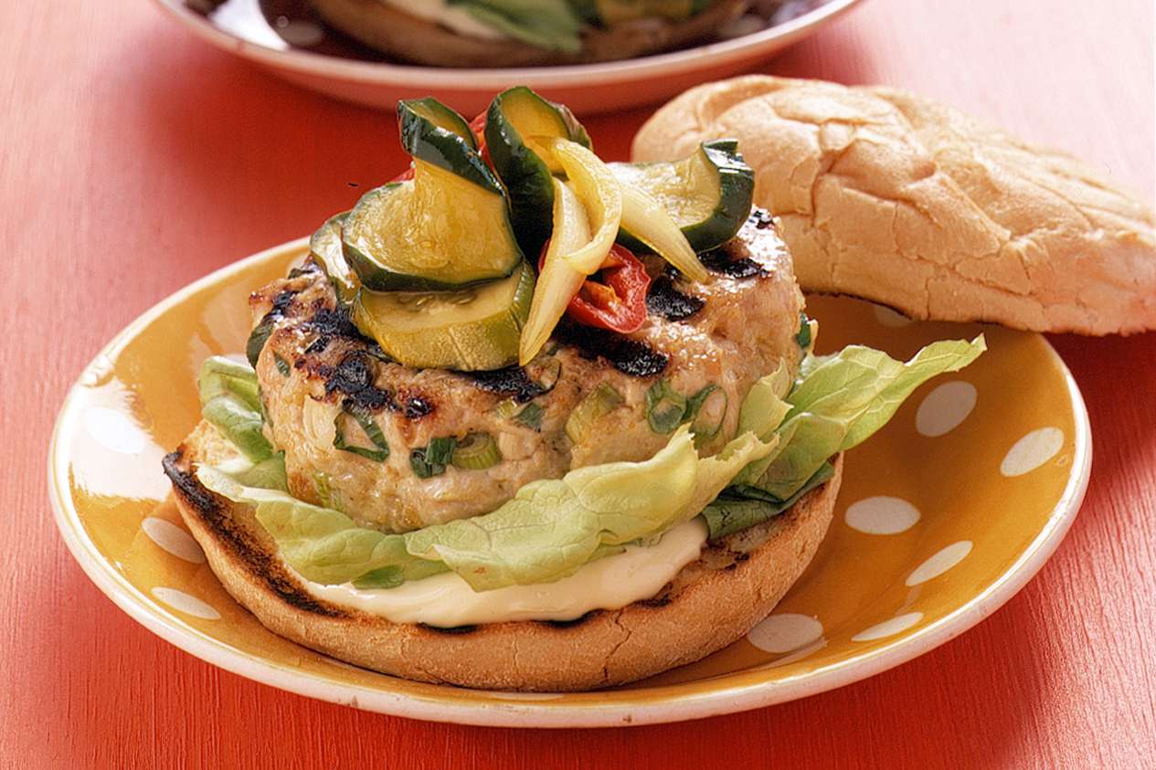 grilled-green-chile-turkey-burgers-recipe
